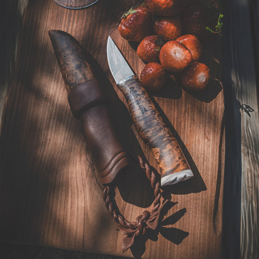 ベアクローナイフ「ナッレ」|超高炭素鋼