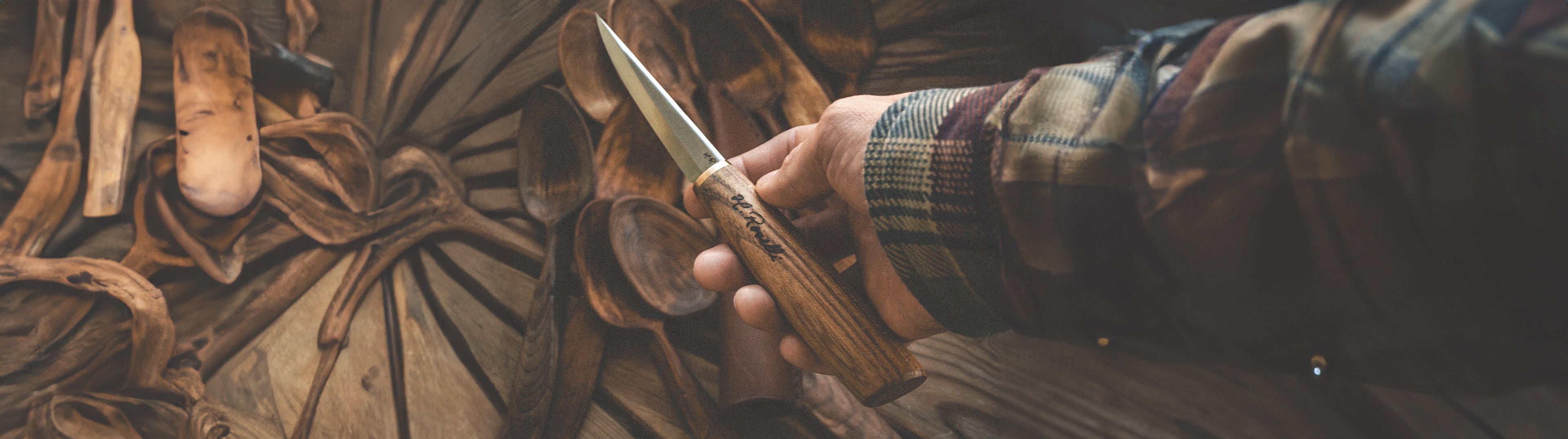 Carving knives