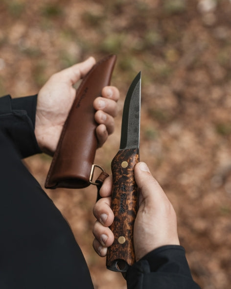 【希少品】英国製　フィンズベリー★Hunting Scenes★プレート6枚 ロセッリ フィンランドは、1976年から手作りのフィンランド製ナイフと